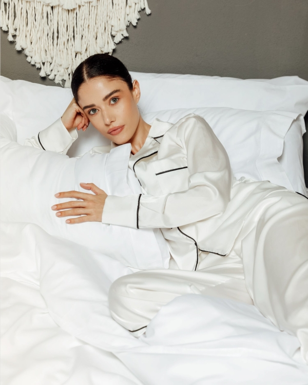 pijama-lunga-alba